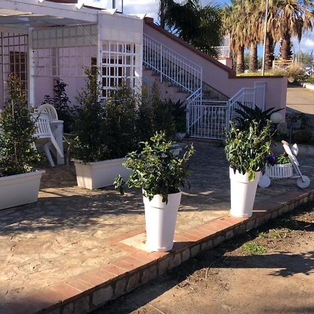 Milicia Apartment Mandra Capreria エクステリア 写真