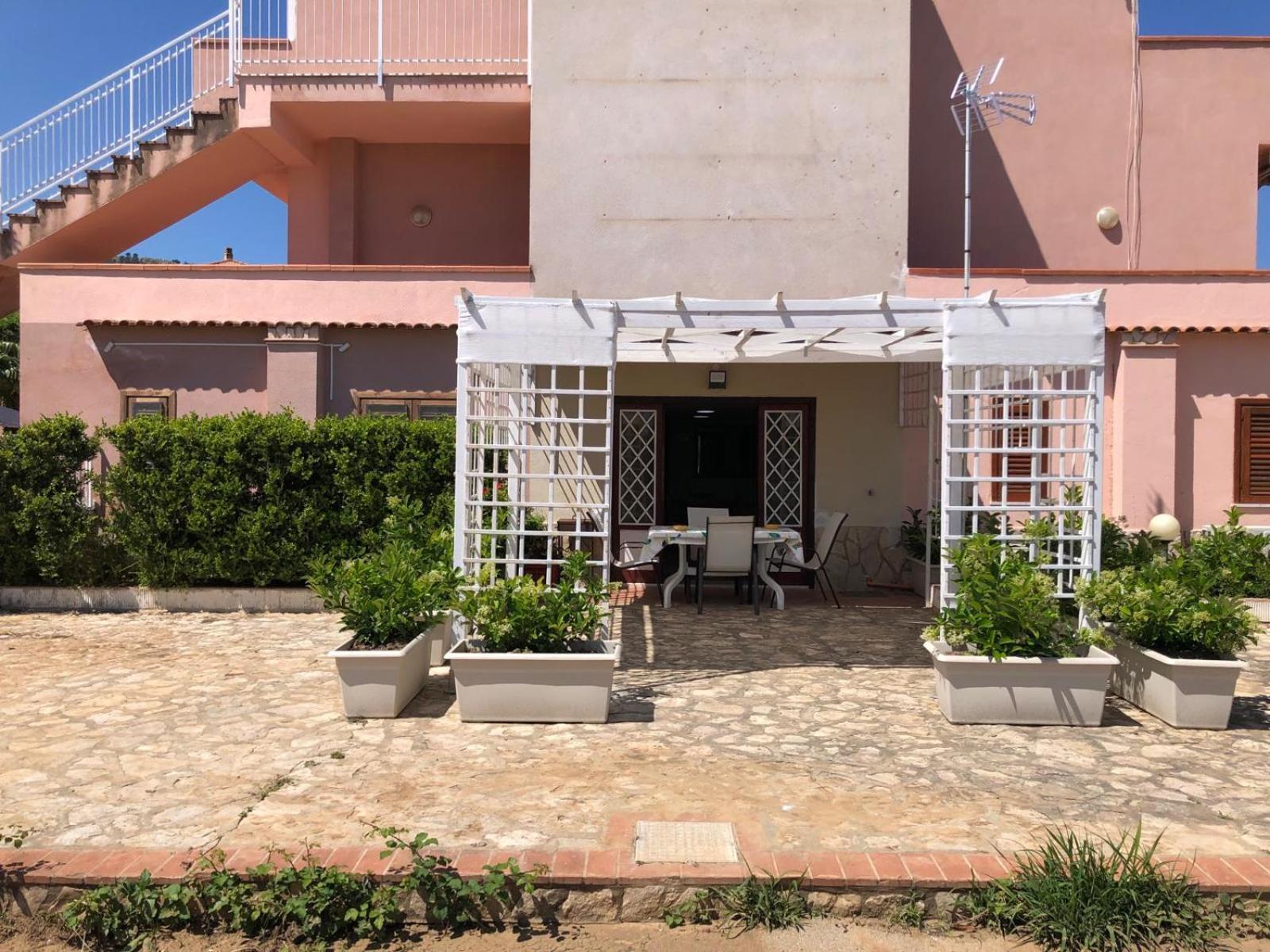 Milicia Apartment Mandra Capreria エクステリア 写真